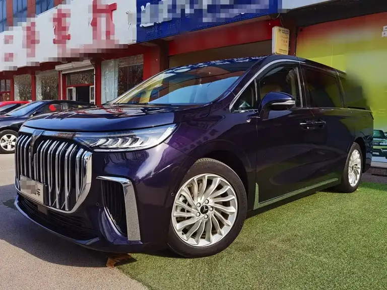 Voyah Dreamer Low Carbon Dream + Smart Drive Package
