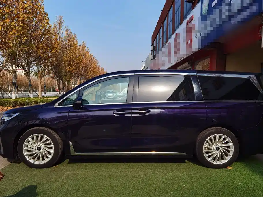 Voyah Dreamer Low Carbon Dream + Smart Drive Package