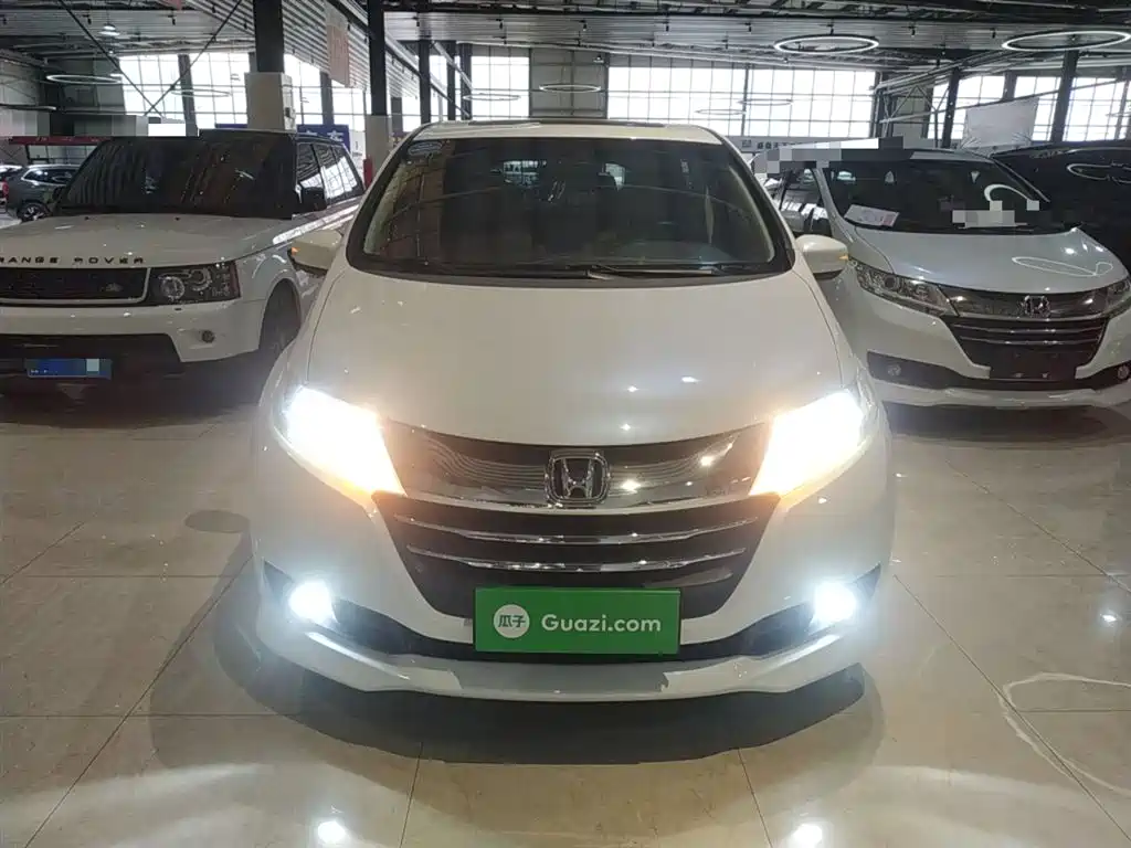 Odyssey Facelift 2.4 L Luxury