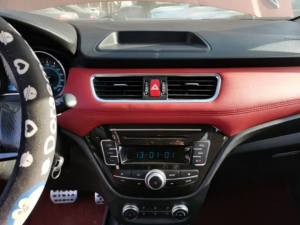 Haval H1 哈弗H1 2015款 1.5 L AMT都市型
