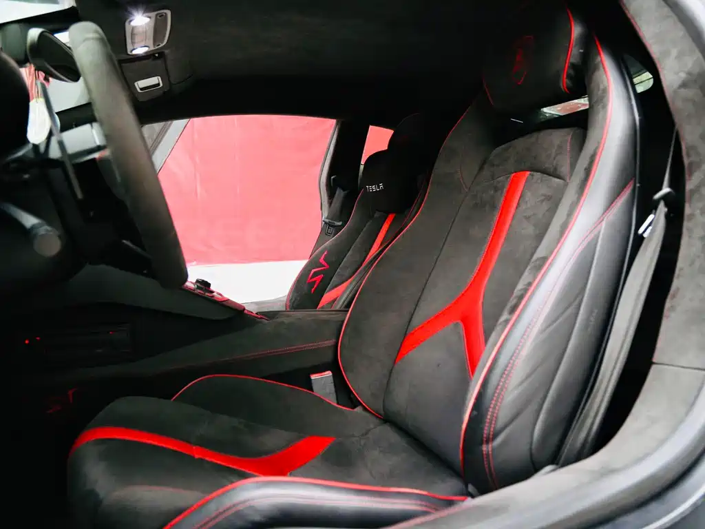 Aventador LP 700-4