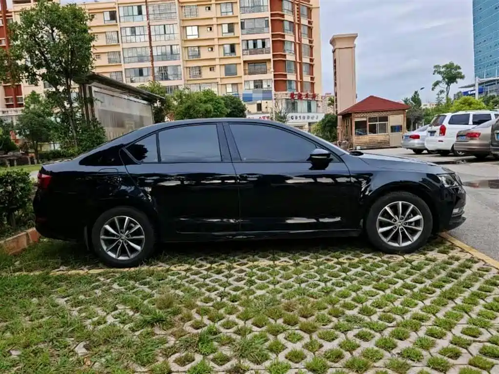 Octavia 明锐 2020款 1.5 L 手动标准版