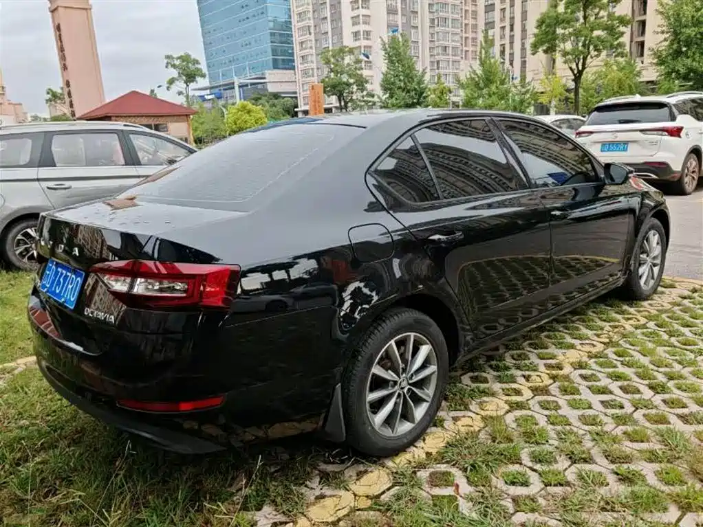 Octavia 明锐 2020款 1.5 L 手动标准版
