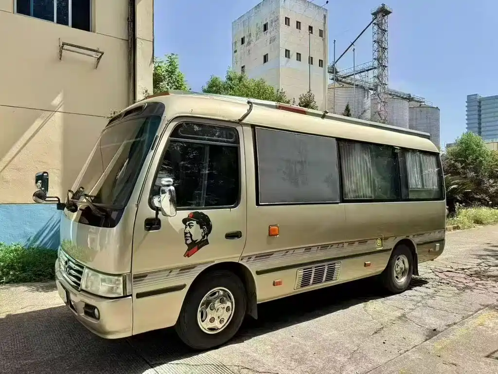 Golden Dragon Coaster 2.8 T Manual