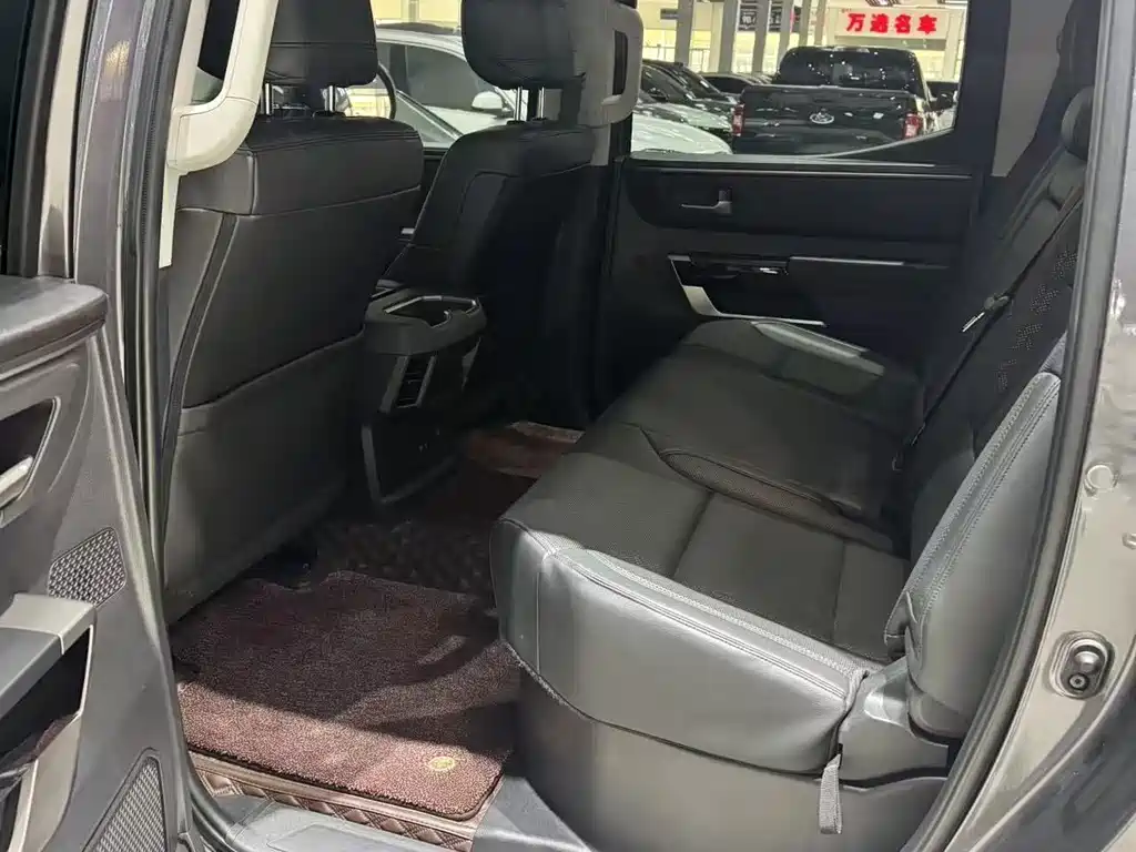 Tundra 3.5 T US Spec