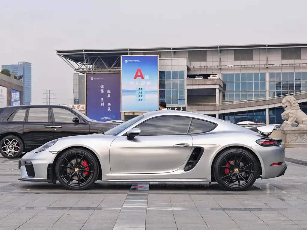 Porsche 718 Cayman 2.0 T