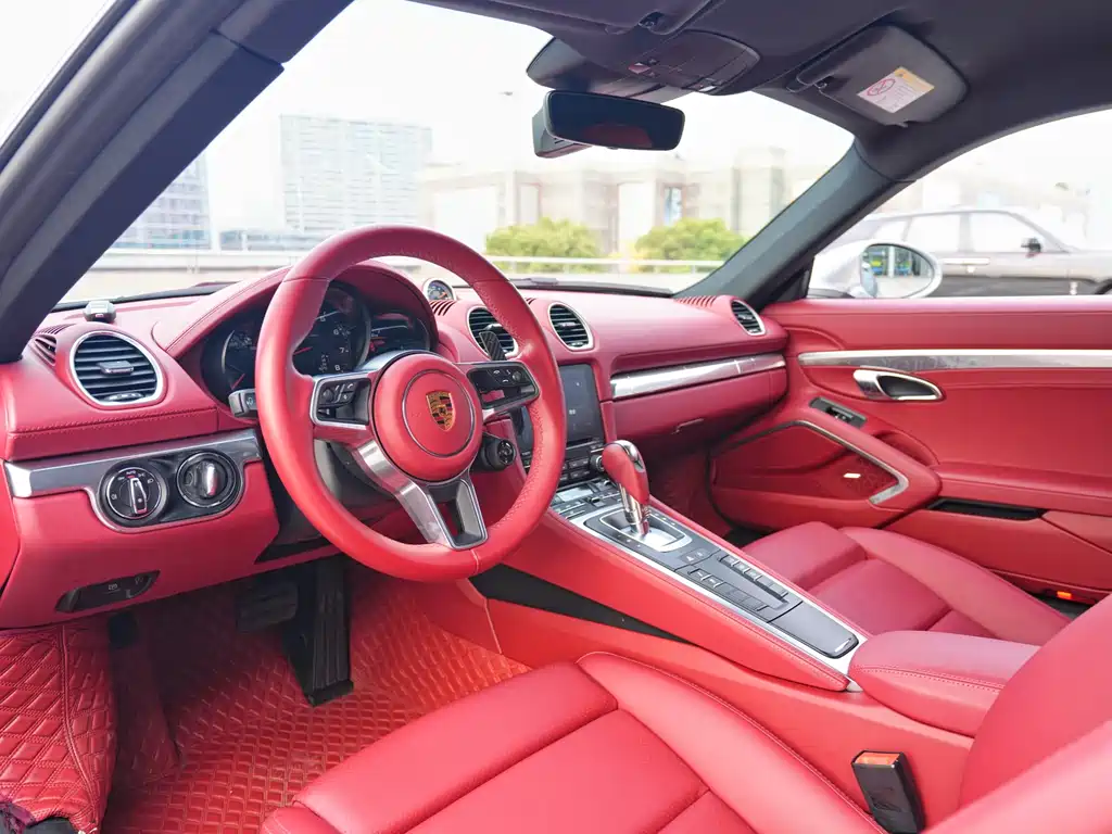 Porsche 718 Cayman 2.0 T