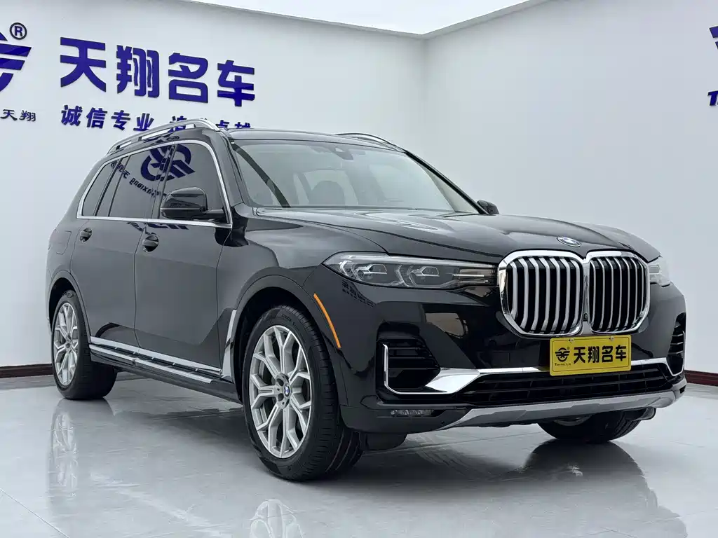 BMW X7 3.0 T US Spec