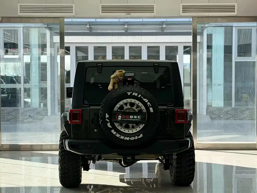 Wrangler 3.0 L Sahara 2-door