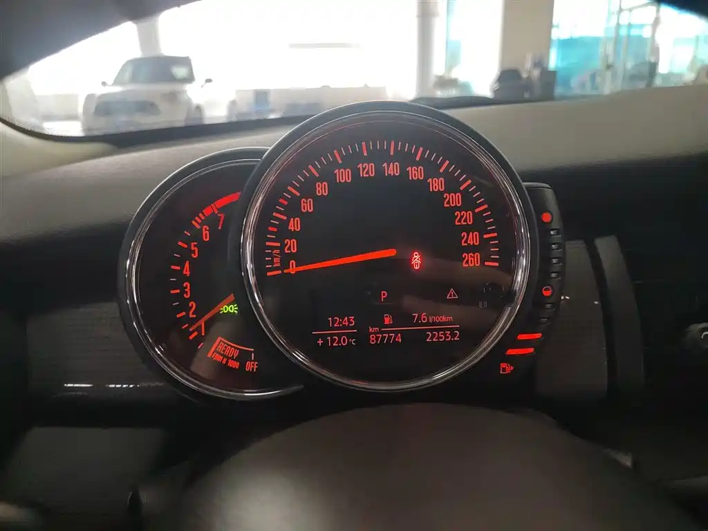 MINI 1.5 T COOPER