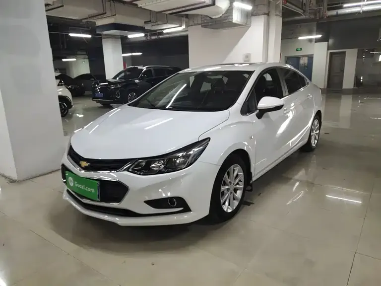 Chevrolet Cruze 320 Auto Dazzle Sharp Urban