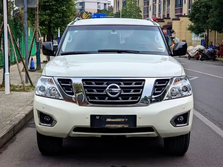 Nissan Patrol 4.0 L Auto