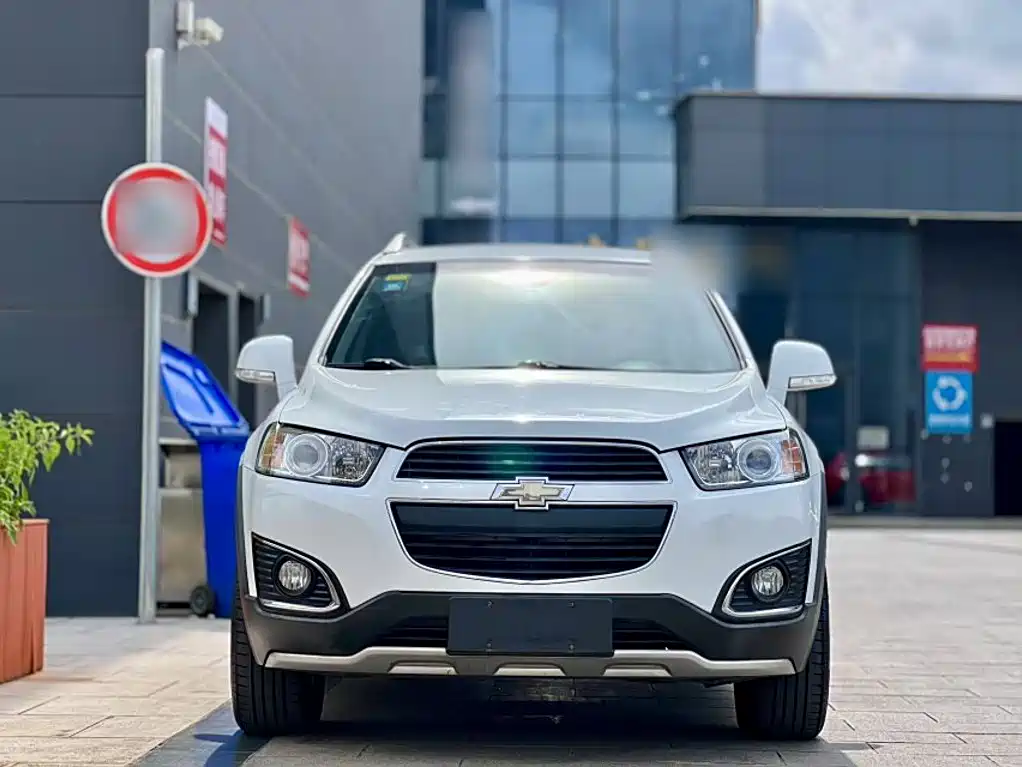 Captiva 2.4 L 4 WD Flagship 7-seat