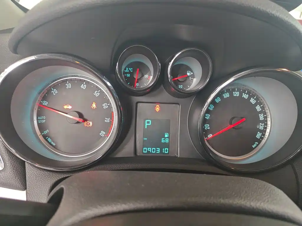 Encore 1.4 T Auto 2 WD Urban Elite