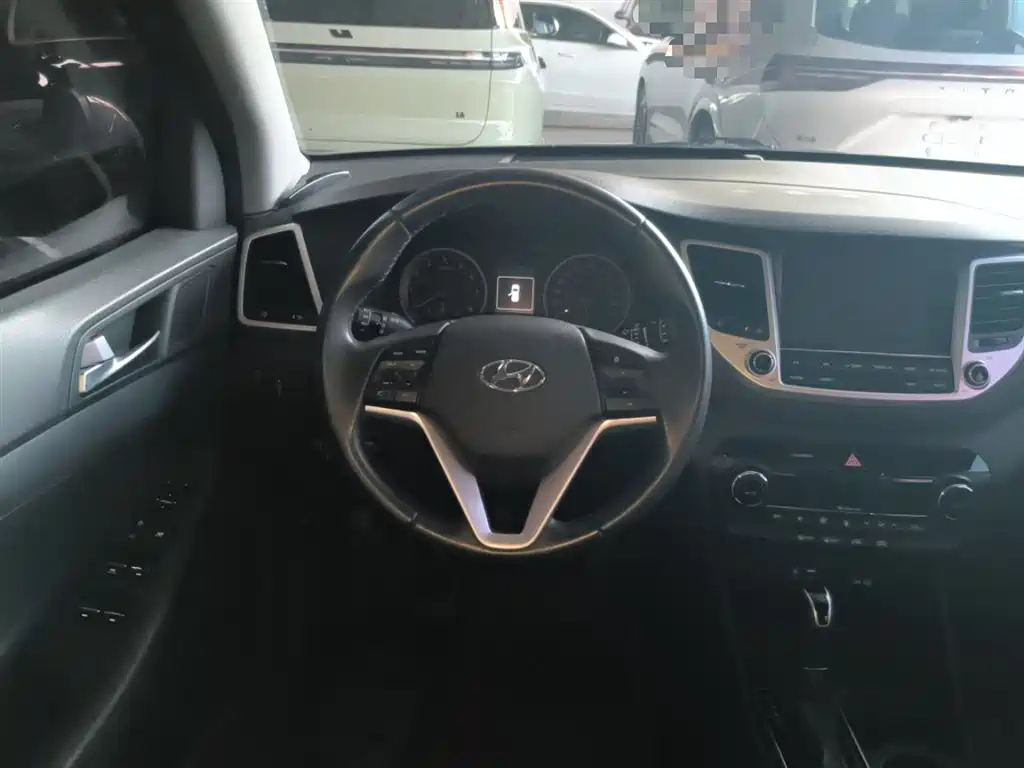 Tucson 1.6 T DCT 2 WD Intelligent