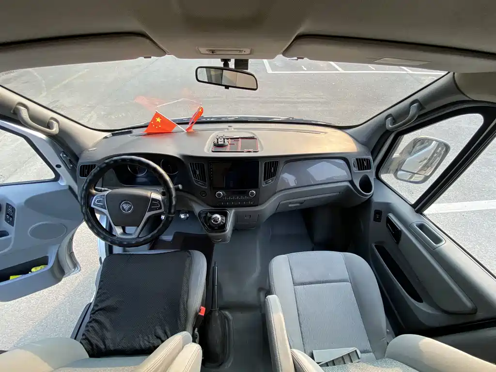 Toano 2.0 T Manual Highway Multi-purpose LWB Mid Roof Rear Single Tire 5 6 7 9-seat4 F20 TC3