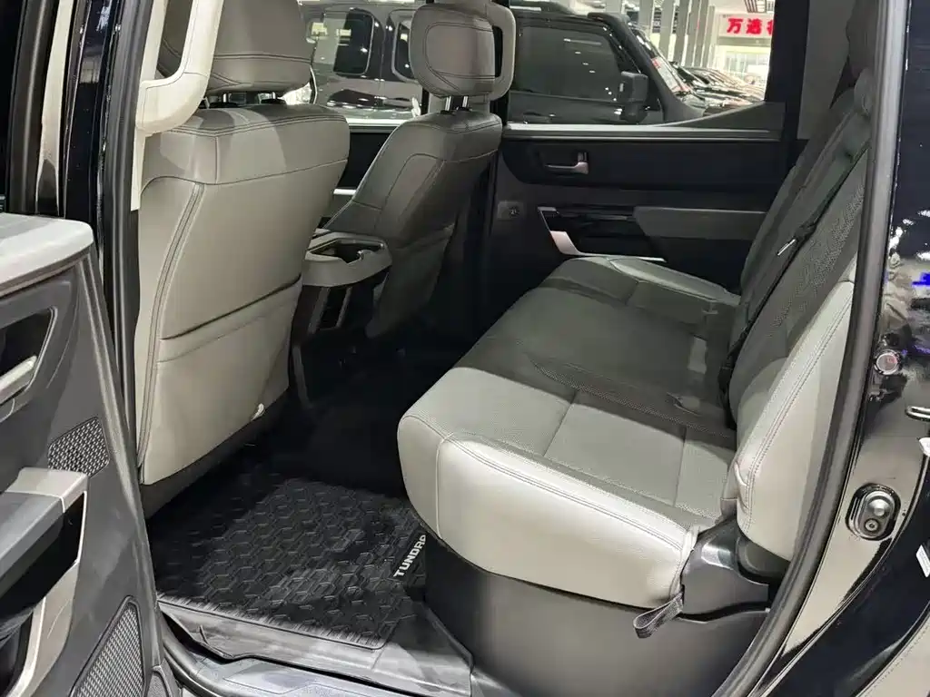 Tundra 3.5 T US Spec
