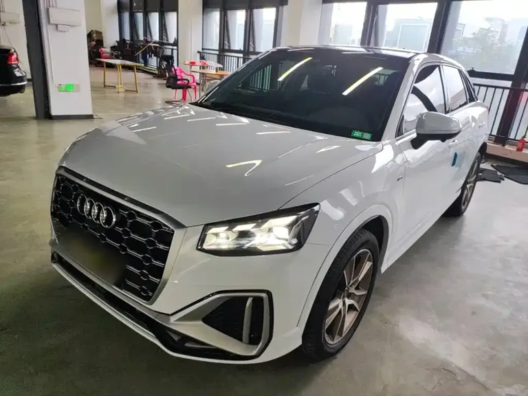 Audi Q2 L 35 TFSI Fashion Dynamic