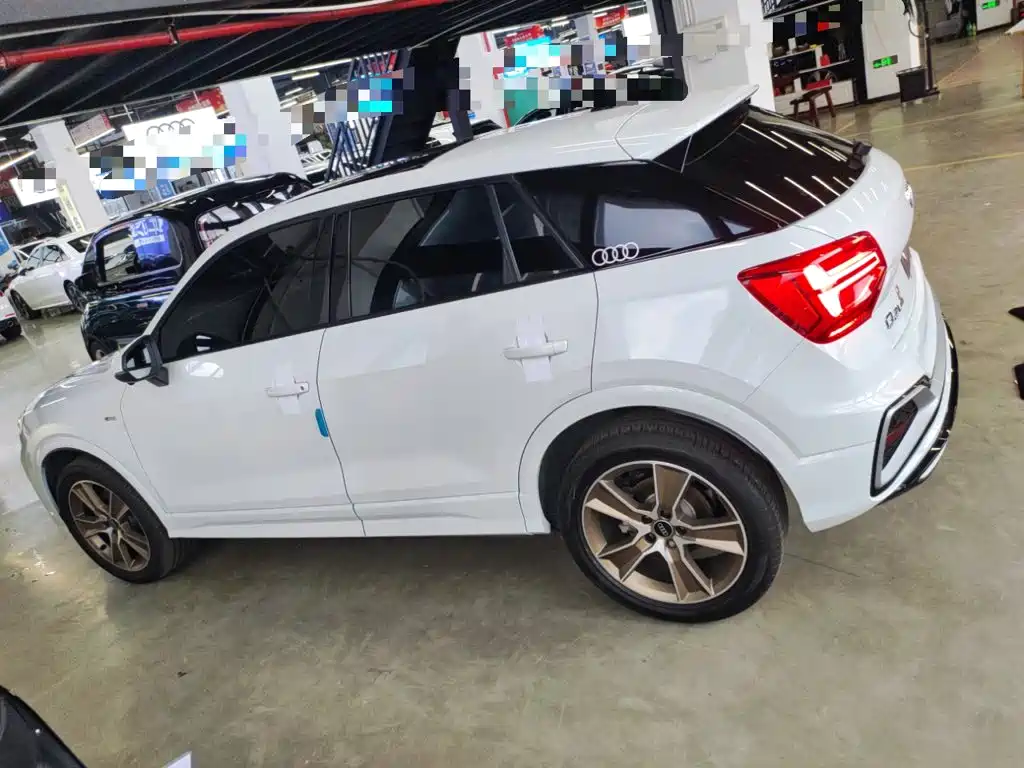 Audi Q2 L 35 TFSI Fashion Dynamic
