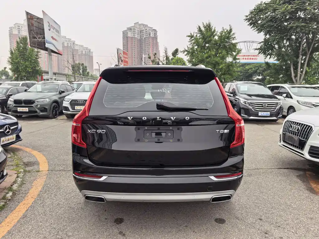Volvo XC90 PHEV 沃尔沃XC90插电式混动 2017款 E驱混动 T8 智尊版 7座
