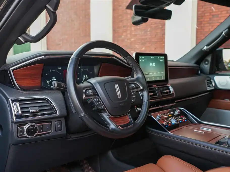 Navigator 3.5 T Honor Shine