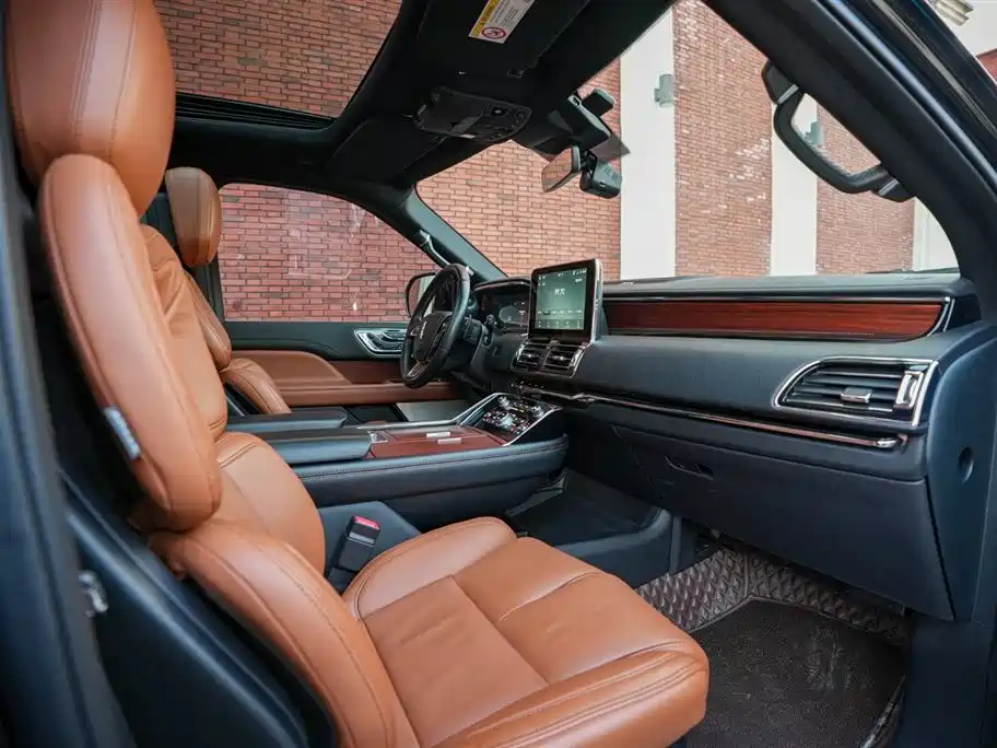 Navigator 3.5 T Honor Shine