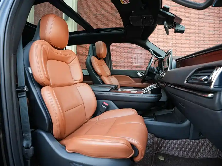 Navigator 3.5 T Honor Shine
