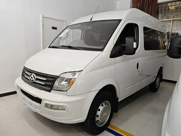 Maxus Xintu V80 2.0 T AMT Classic Aoyuntong SWB Mid Roof 5 6-seat