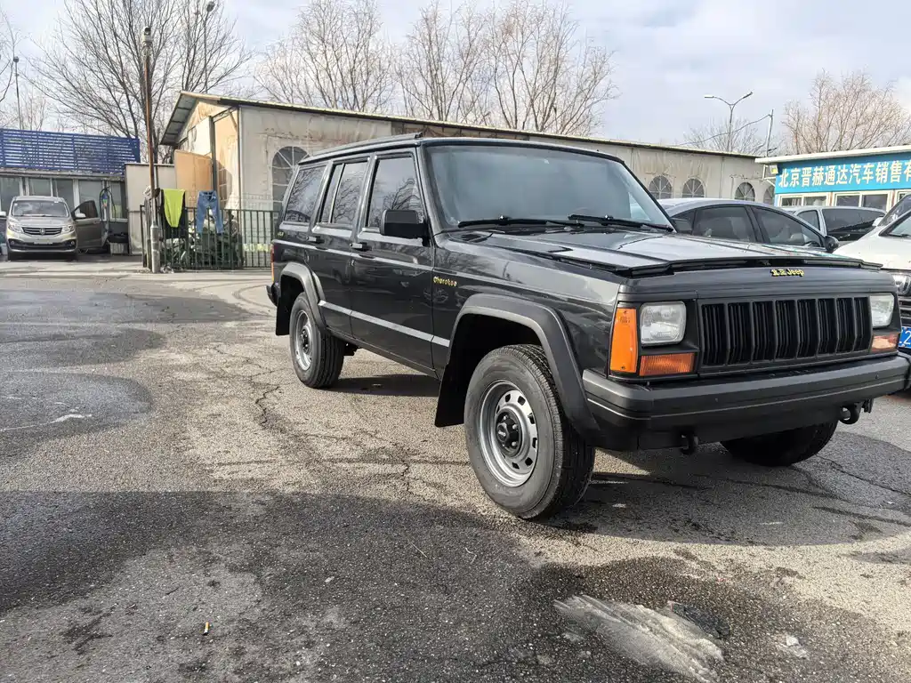 Beijing Jeep Beijing Jeep 95 2.5 L 4 WD