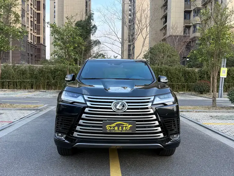 Lexus LX 600 Canada Spec