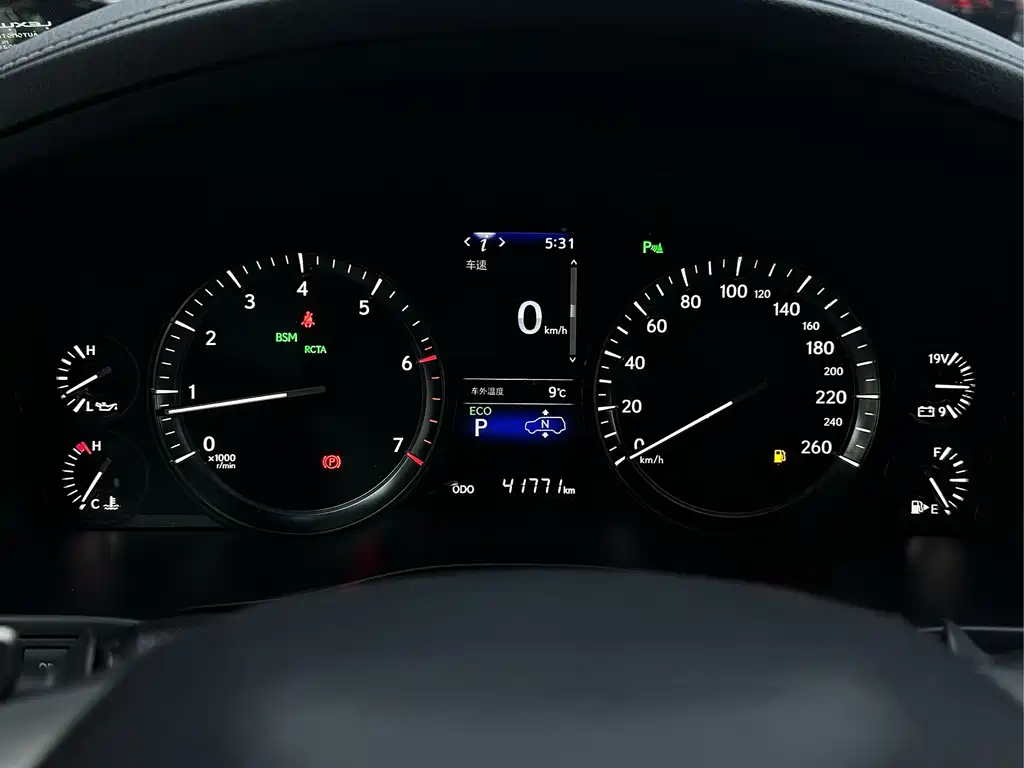 Lexus LX 570 Middle East