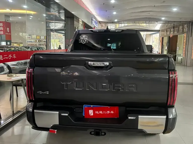 Toyota Tundra 3.5 L Auto