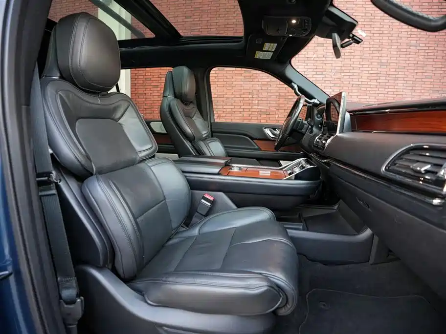 Navigator 3.5 T Honor Shine CN-V