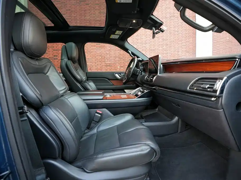 Navigator 3.5 T Honor Shine CN-V