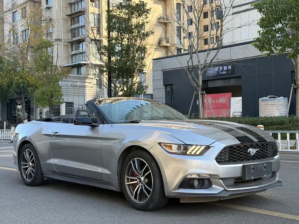 Mustang 2.3 T US Spec