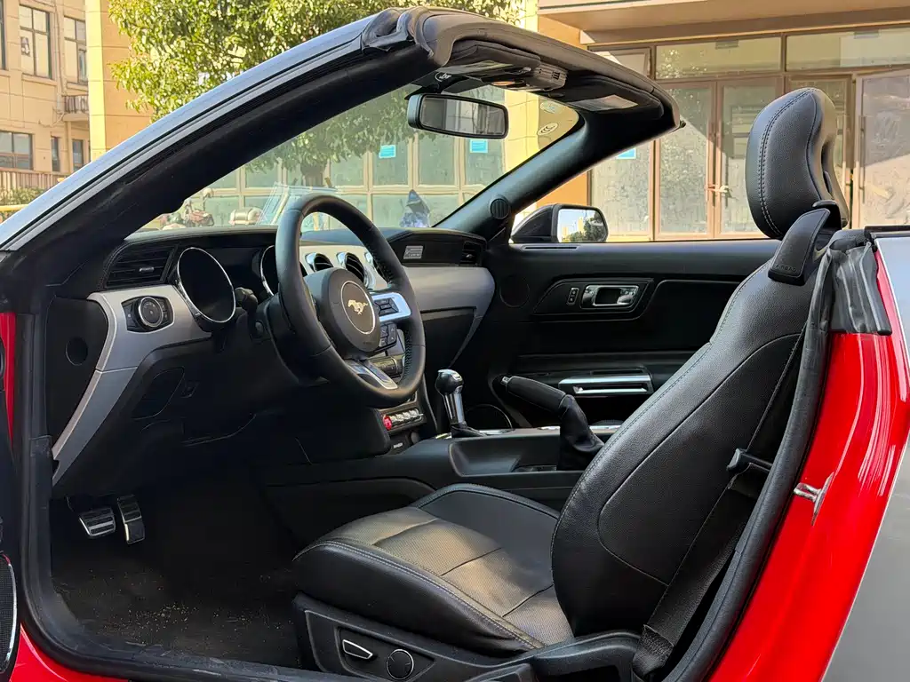 Mustang 2.3 T US Spec