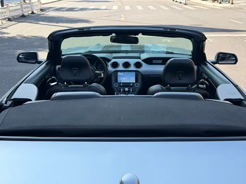Mustang 2.3 T US Spec