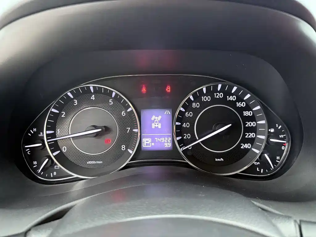 Patrol 4.0 L Middle East