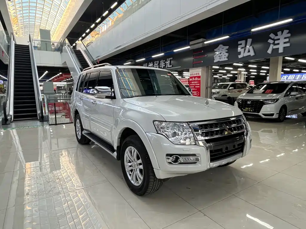Pajero (Import) 3.8 L Auto