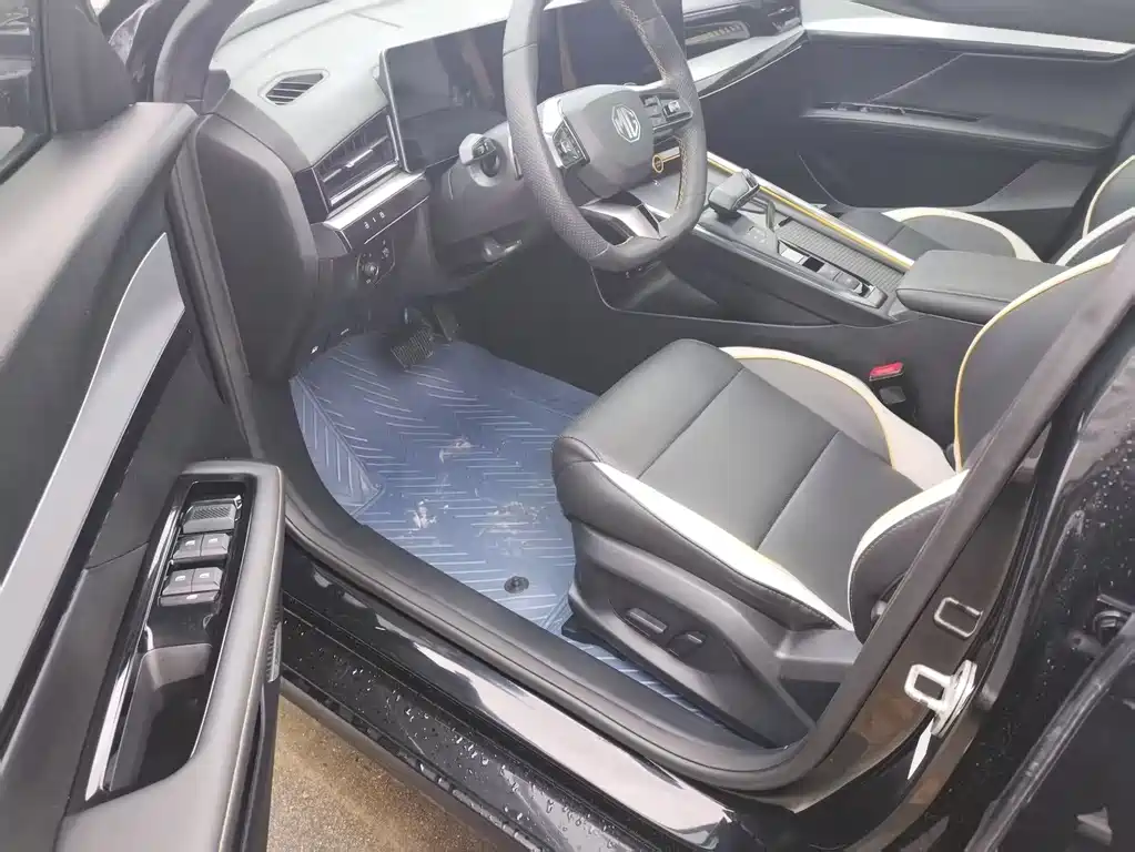 MG5 Scorpio 1.5 T Luxury