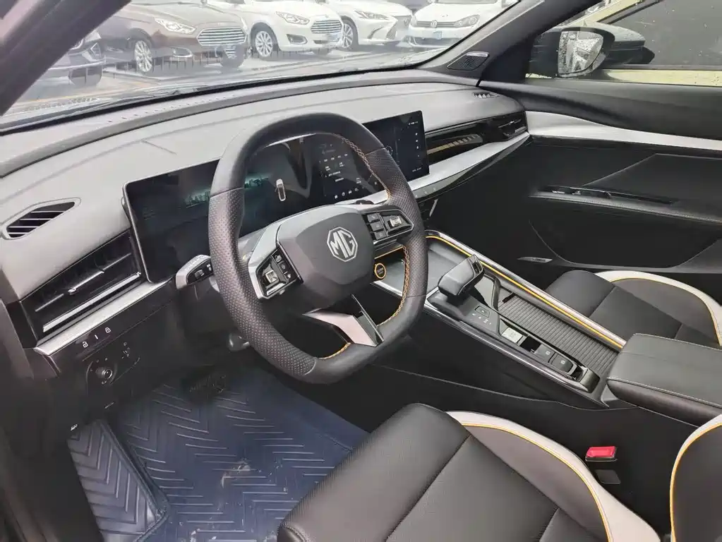 MG5 Scorpio 1.5 T Luxury