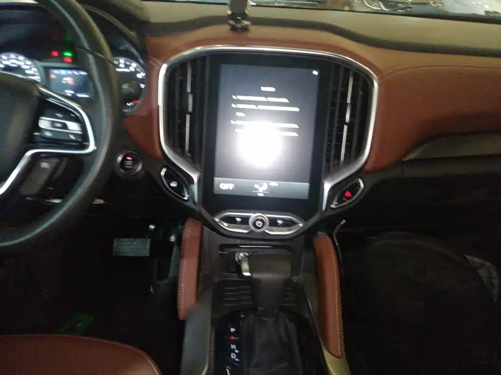 Brilliance V6 1.5 T Auto Distinguished