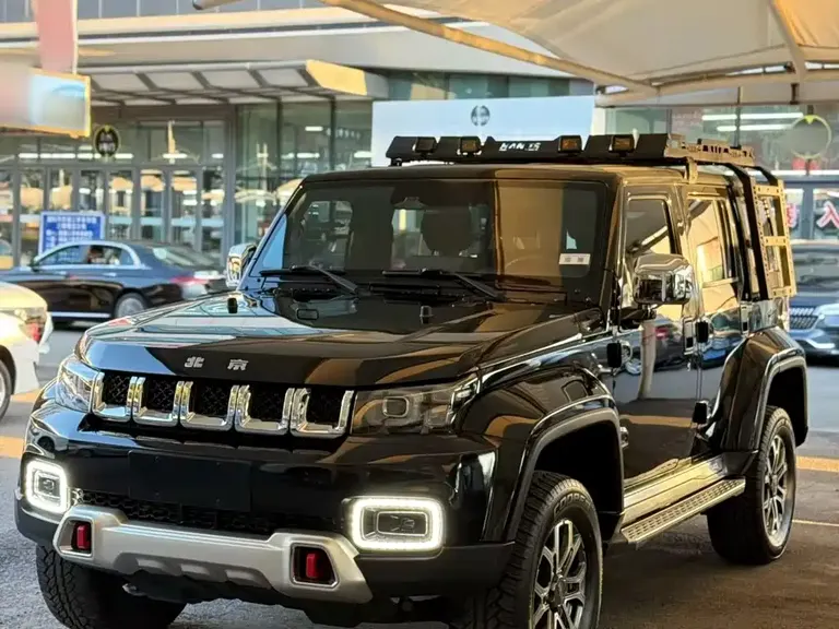 BAIC BJ40 2.0 T Auto 4 WD City Hunter Swordsman