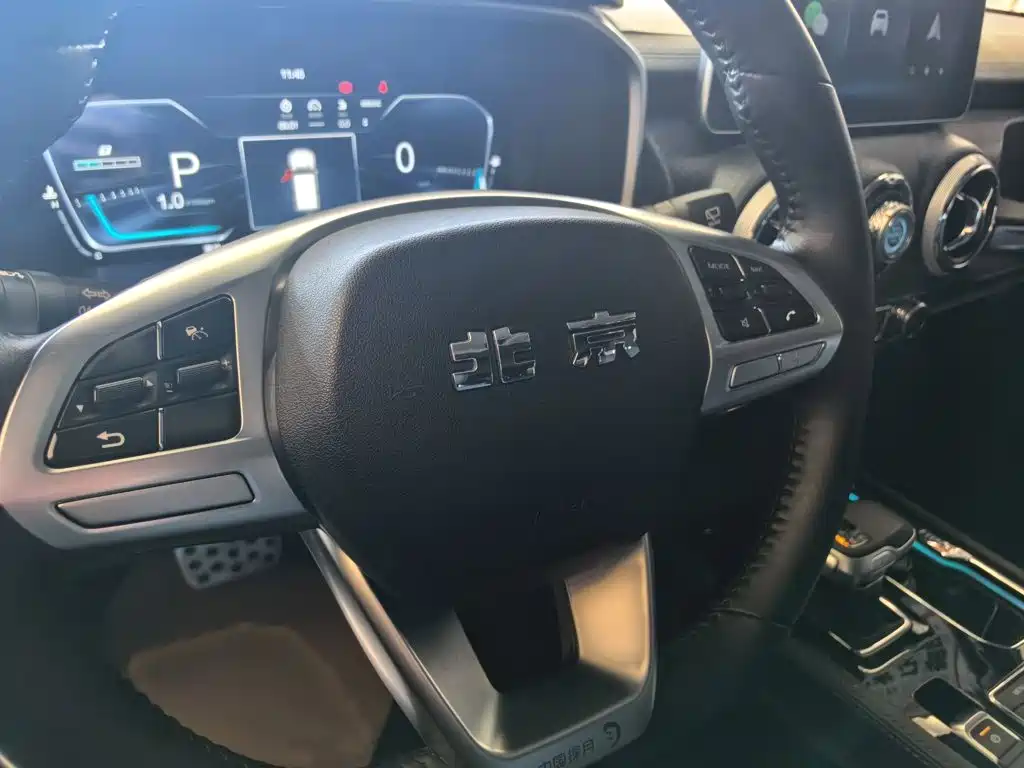 BAIC BJ40 2.0 T Auto 4 WD City Hunter Swordsman