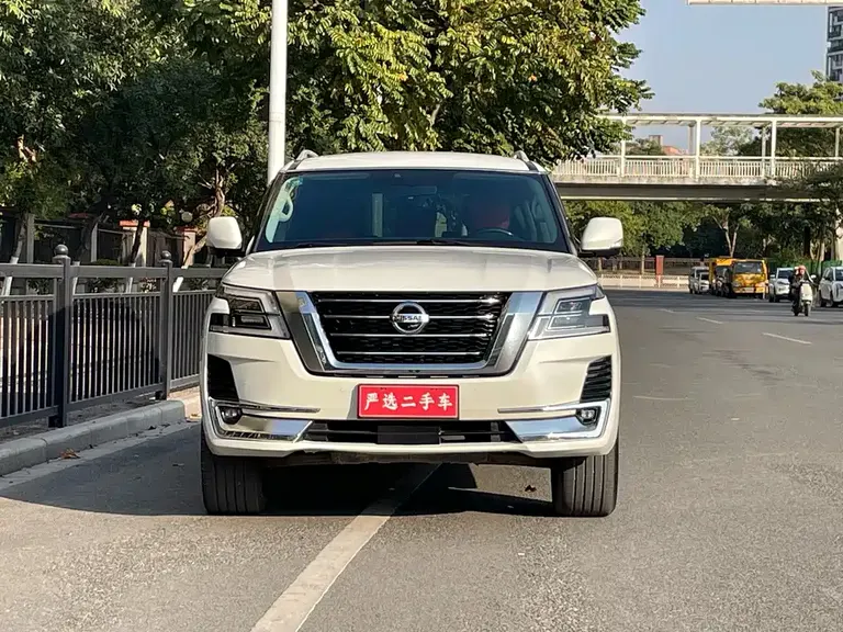 Nissan Patrol 4.0 L Middle East