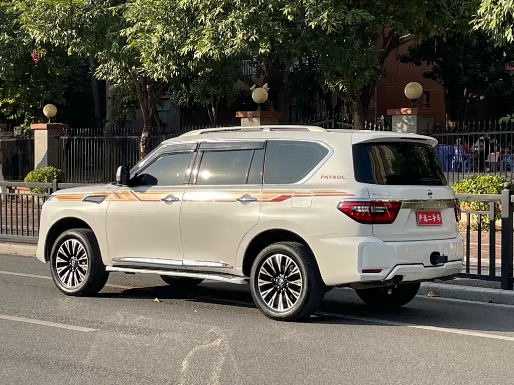 Patrol 4.0 L Middle East