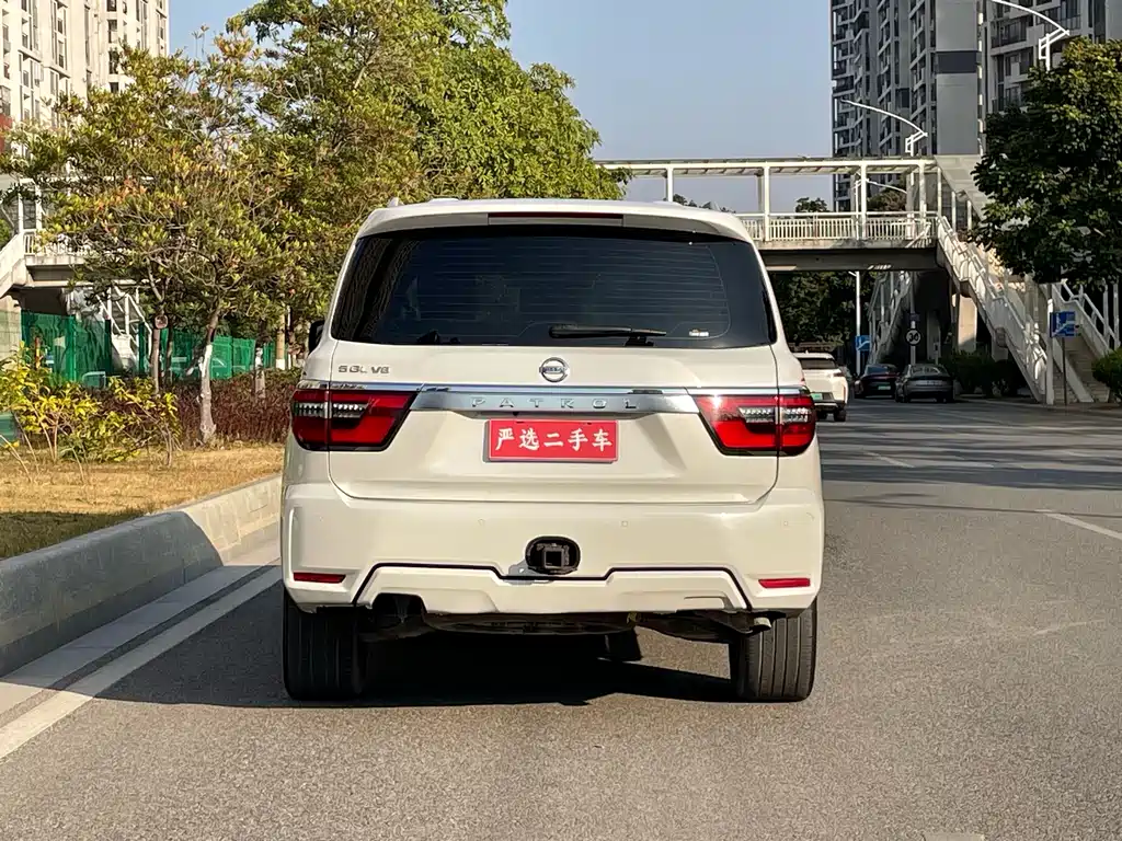 Patrol 4.0 L Middle East