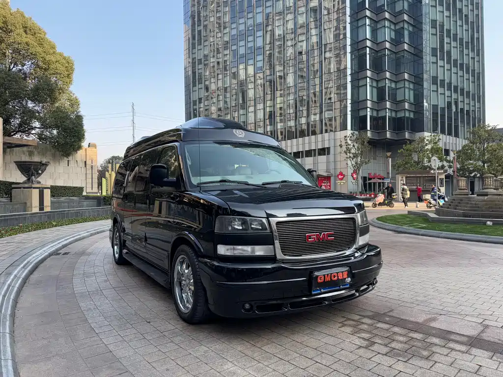 SAVANA 5.3 L Auto
