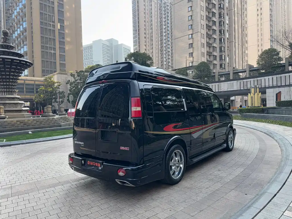SAVANA 5.3 L Auto
