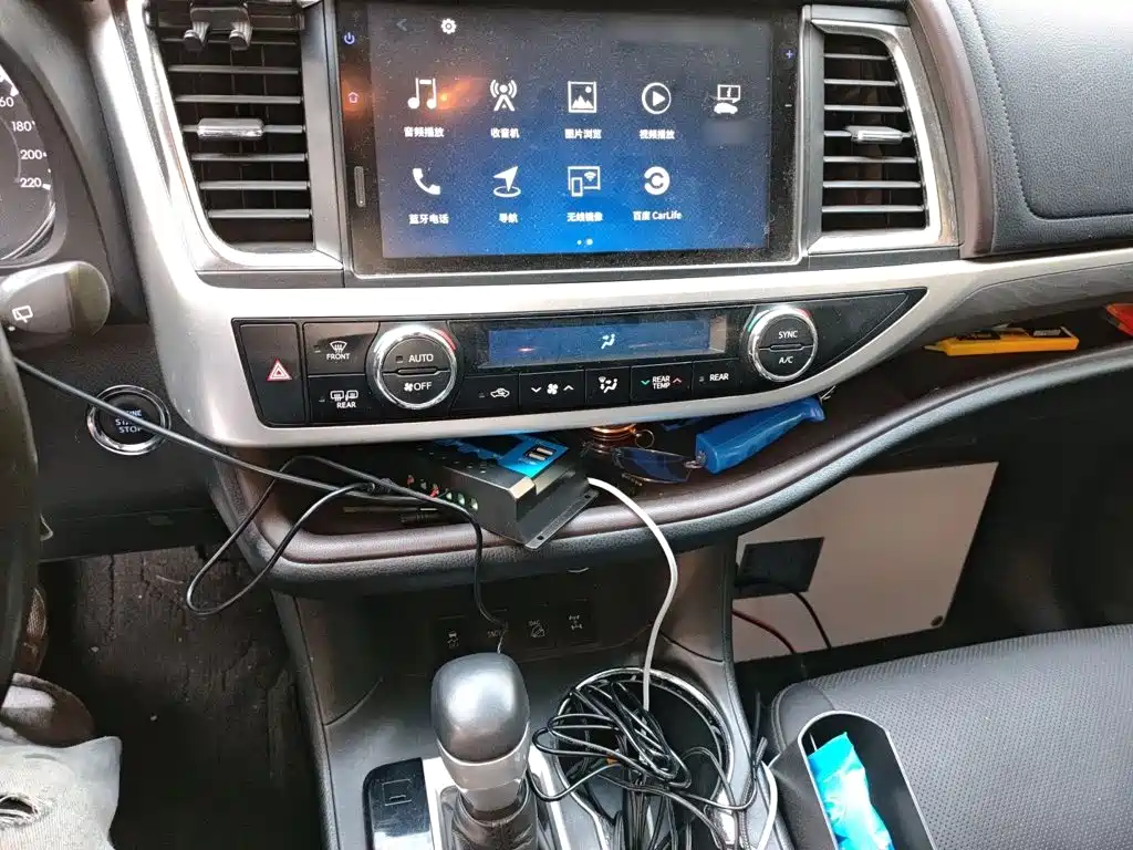 Highlander 2.0 T 4 WD Supreme 7-seat CN-V